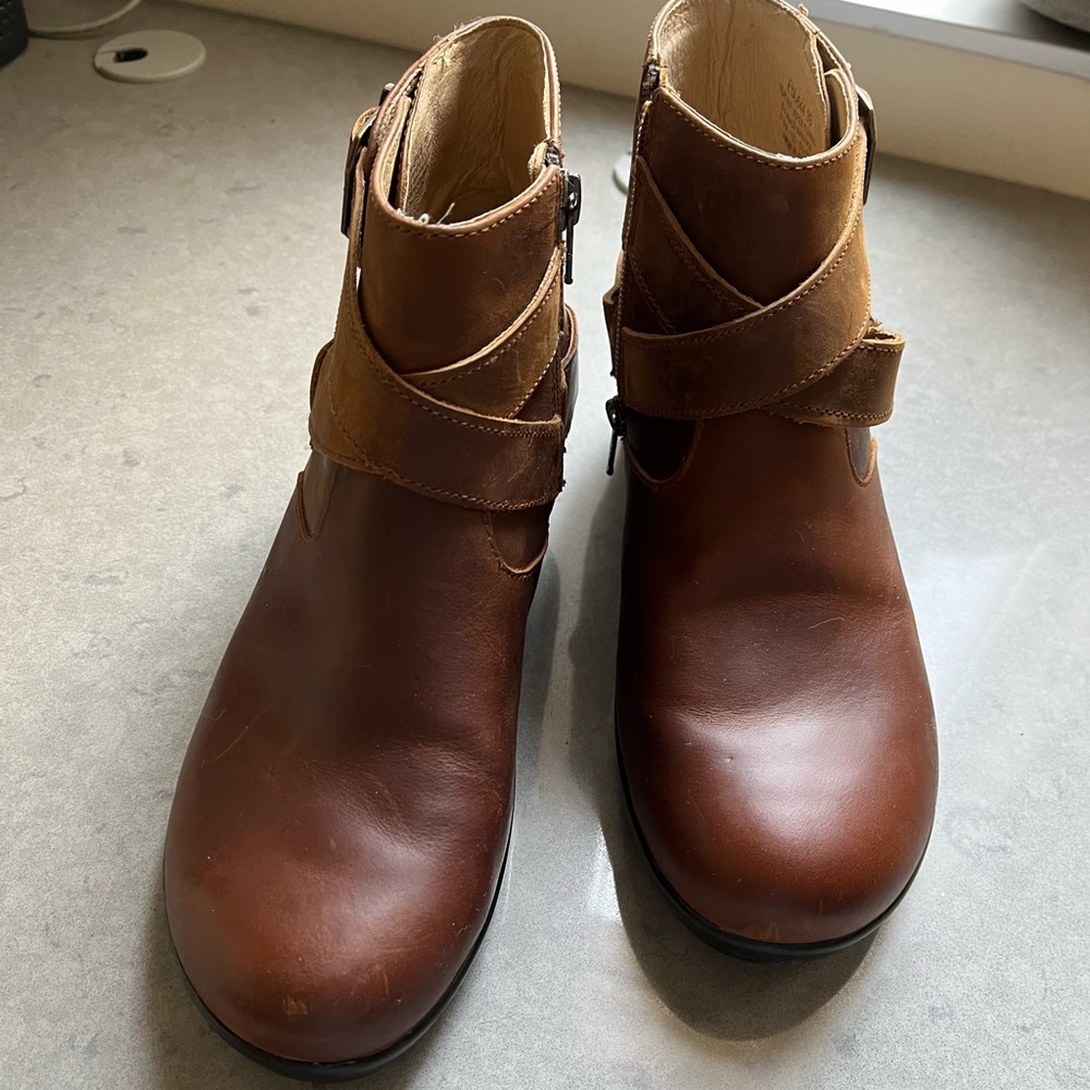 Alegría Eva Nappa boots in EUC